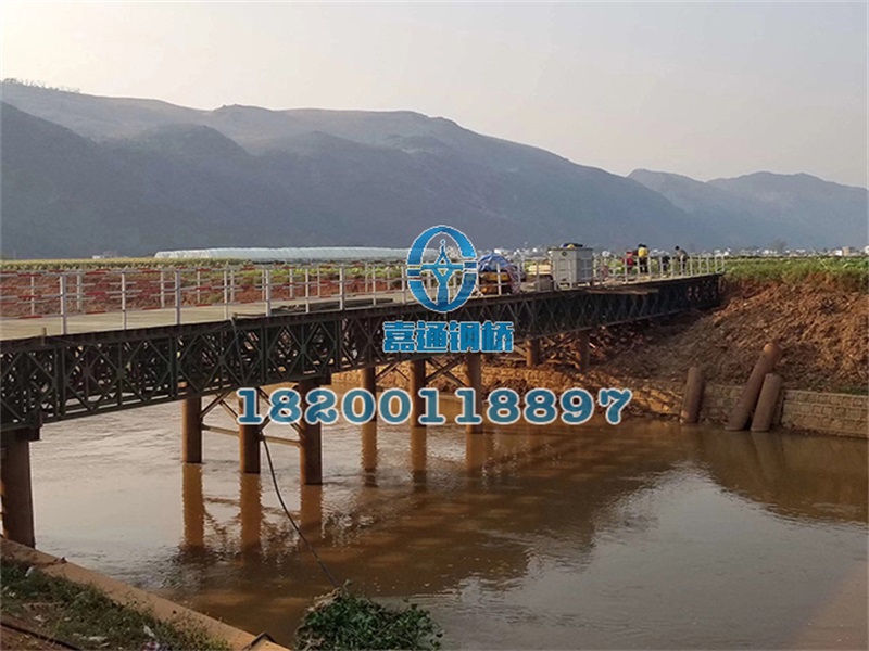 云南紅河州彌蒙鐵路竹園界51米長、6米寬鋼橋